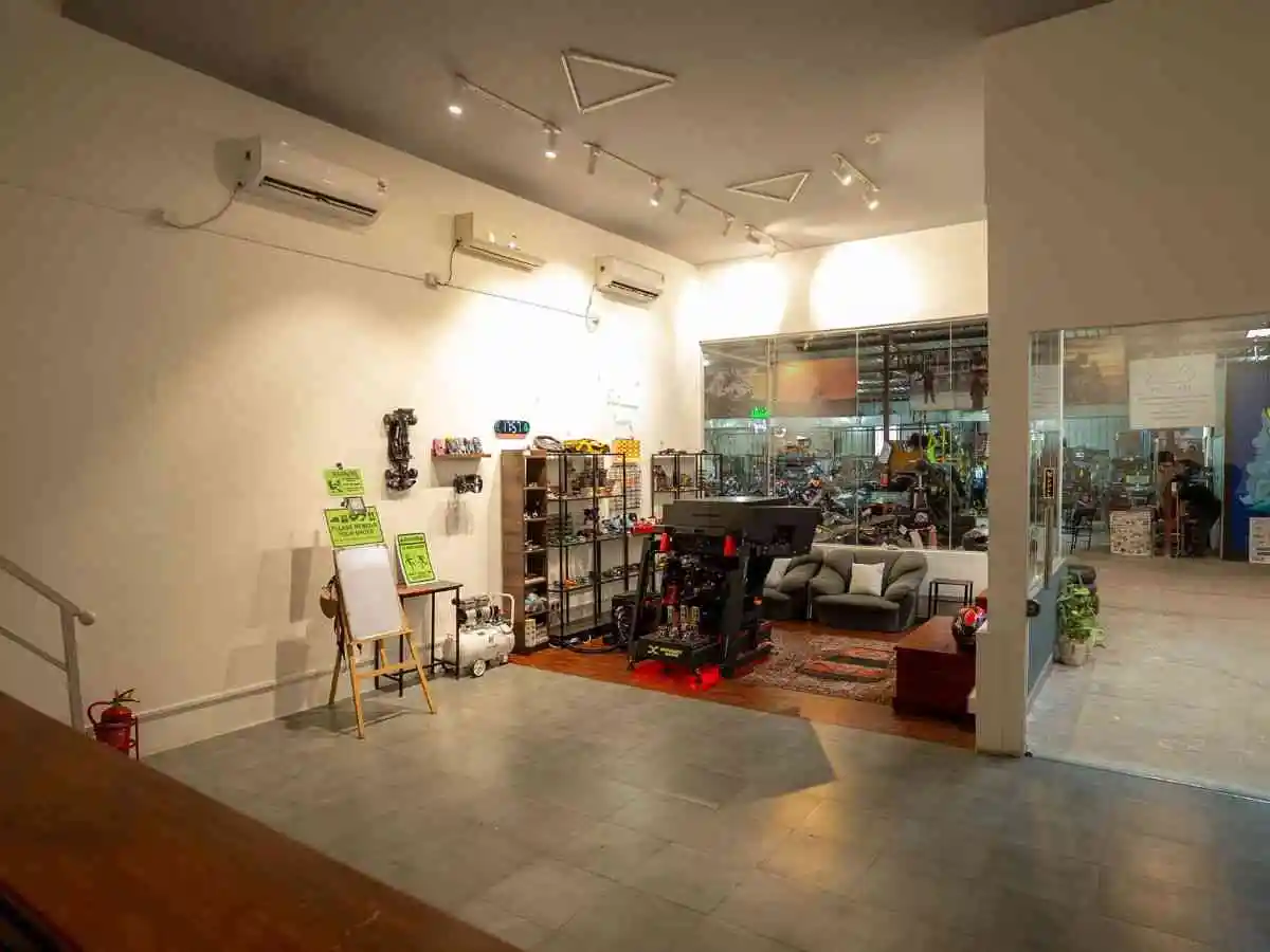 Group sim racing session at Switchback Racing Pune